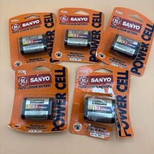 Lot of 5 Sanyo 2CR5 Lithium Batteries 6V photo lithium batteries